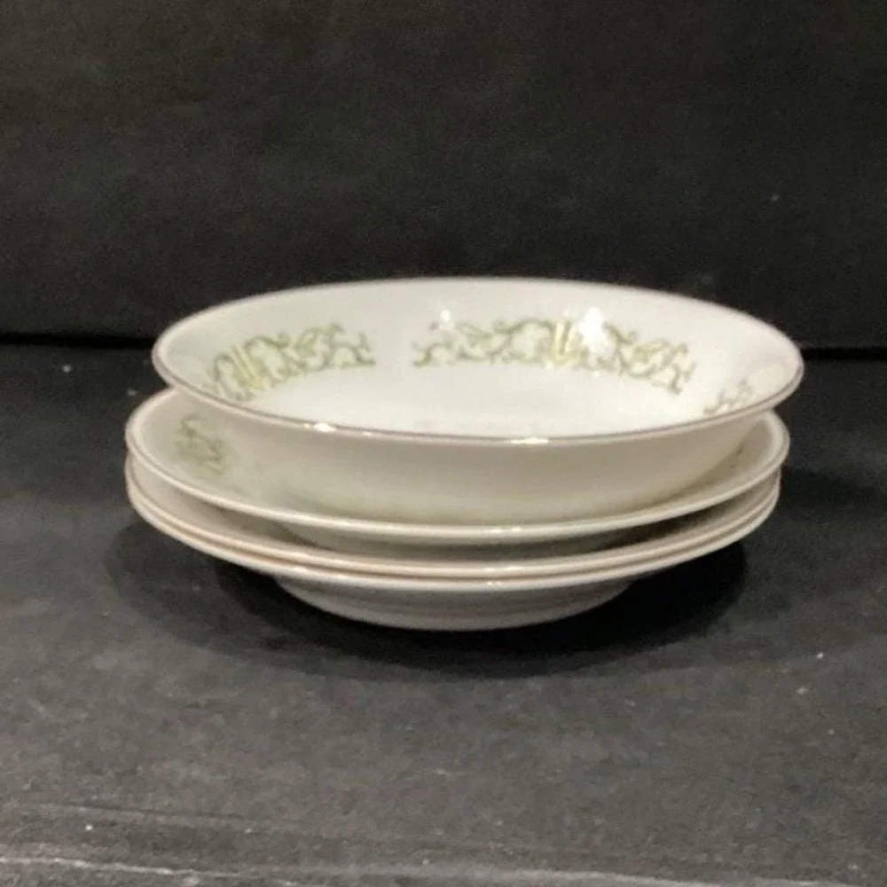 Bell Flower‎ Fine China, Set of 3 Saucers & 1 Cereal Bowl, Porcelain Tableware